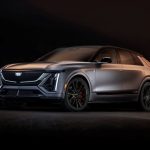 Спортивный кроссовер Cadillac Lyriq-V: трековый режим и уникальный саундтрек