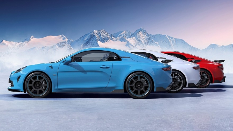 Бензиновый Alpine A110 вступает в последний год производства в новых версиях R 70 и GTS