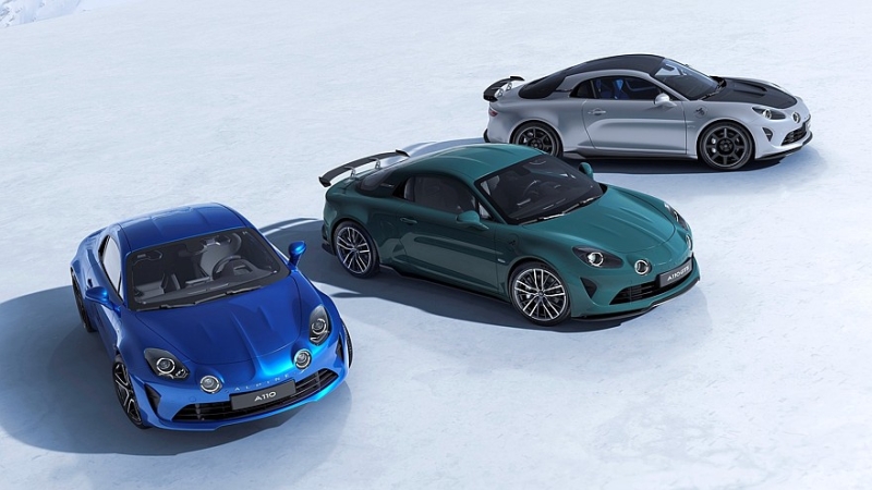 Бензиновый Alpine A110 вступает в последний год производства в новых версиях R 70 и GTS