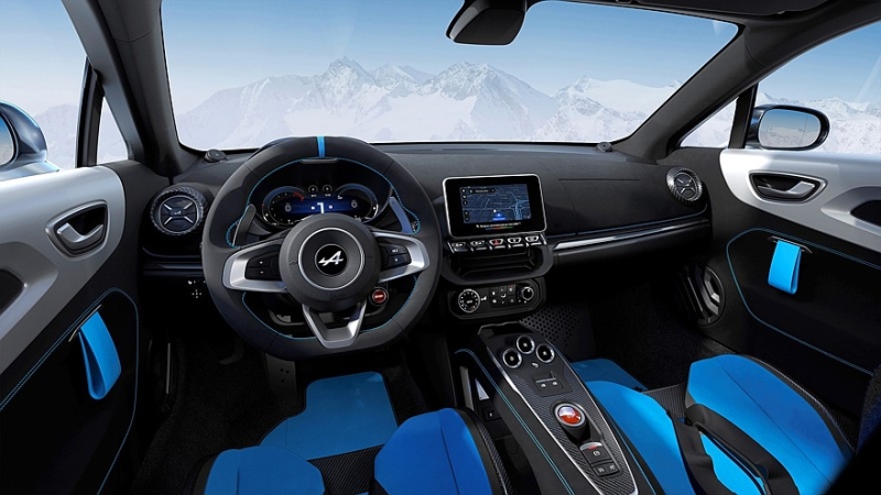 Бензиновый Alpine A110 вступает в последний год производства в новых версиях R 70 и GTS